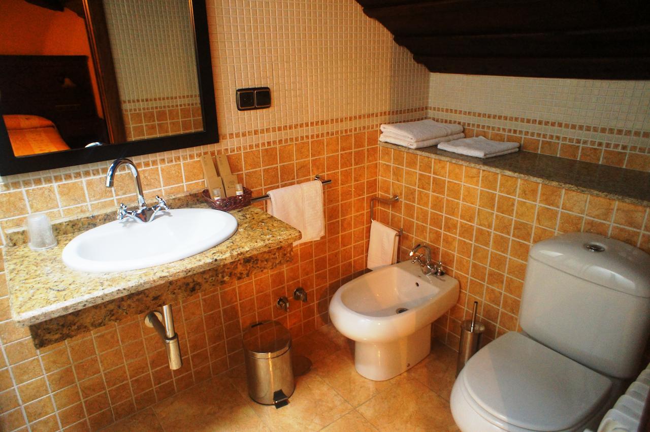 Mirador Da Ribeira Hotel Viana do Bolo Ngoại thất bức ảnh